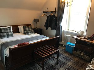 Room & Suite