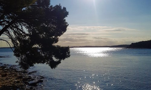 Pssst .... only wind, waves and the wonderful scent of the sea. Ližnjan, Istria, Croatia