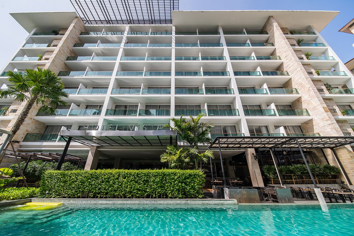 Паттайя отели 4 звезды. Bella Vista Pattaya Beach. 18л Паттайя. Holiday Thai Таиланд, Паттайя, Pattaya Theprasit soi 5 Green Residence 70 24 Pattaya.