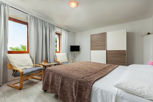 Room & Suite