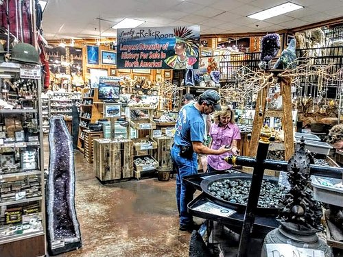 THE 10 BEST Sevierville Gift & Specialty Shops (with Photos)