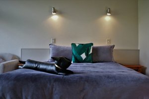 Room & Suite
