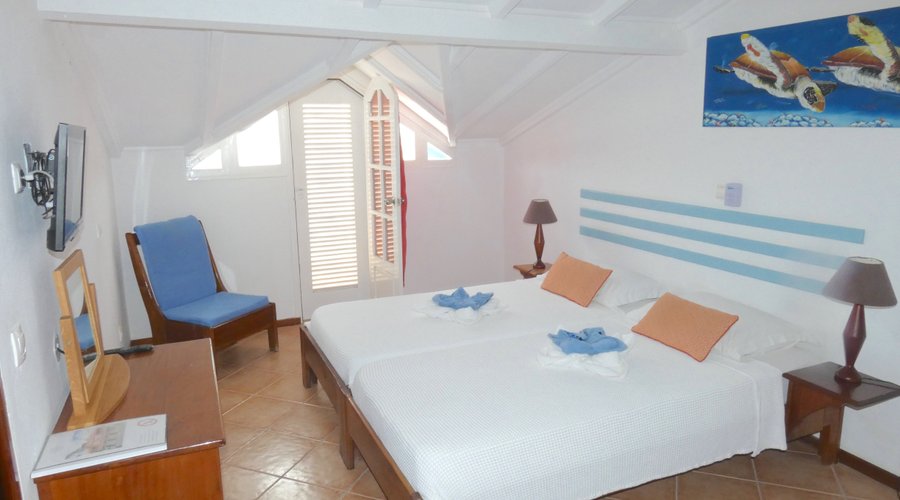 Room 9