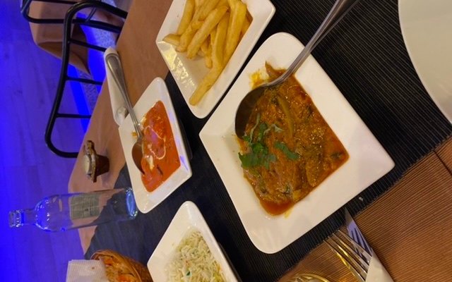 If you like Indian please visit MINT a small bar with large welcome and excellent food, opposite the market in Los Cristianos Ricky the boss cant do enough for you