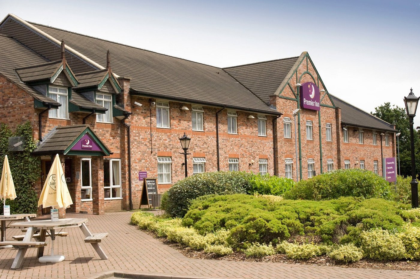 PREMIER INN MANCHESTER (SALE) HOTEL Updated 2022