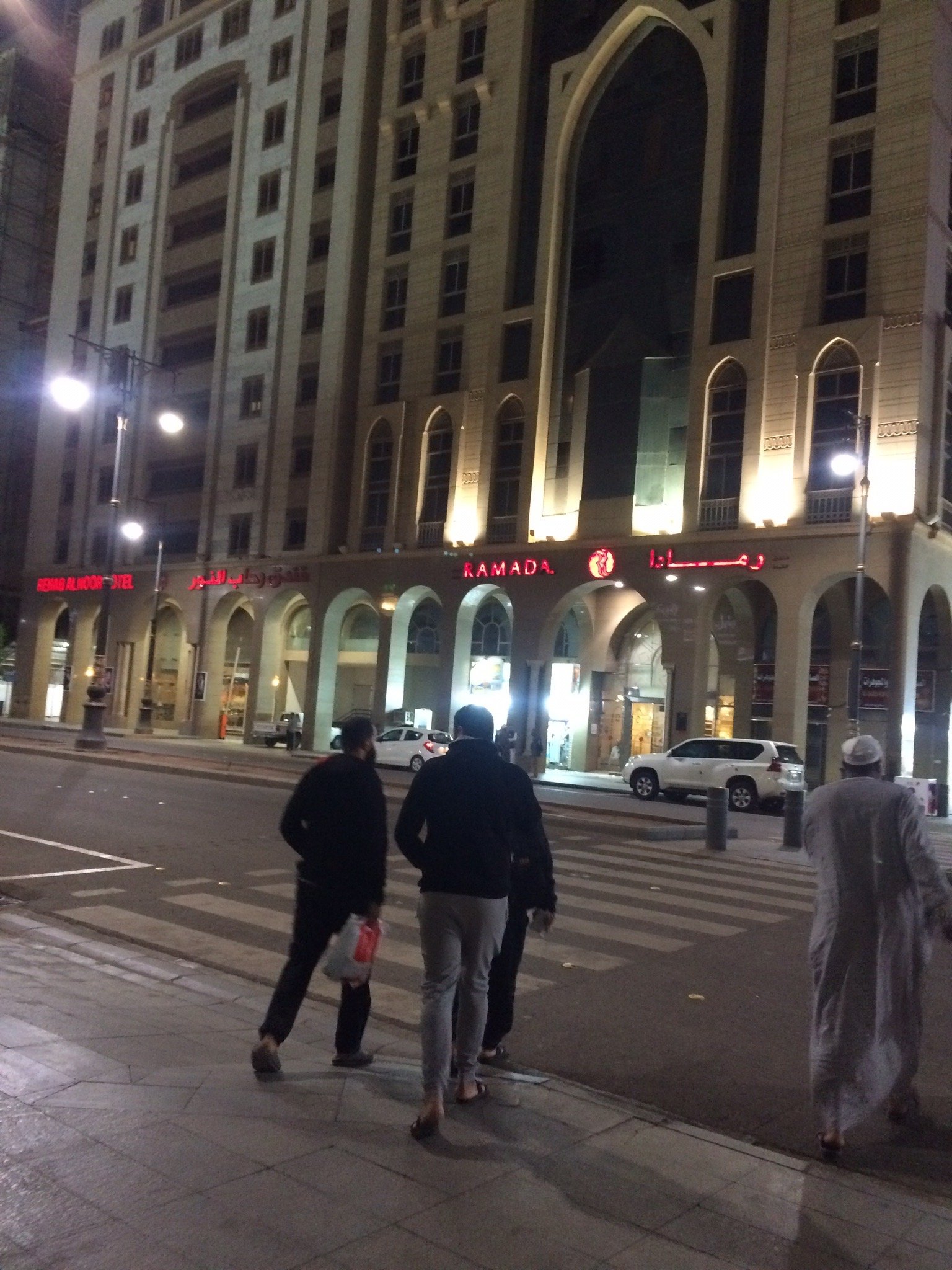 al eiman al qibla hotel