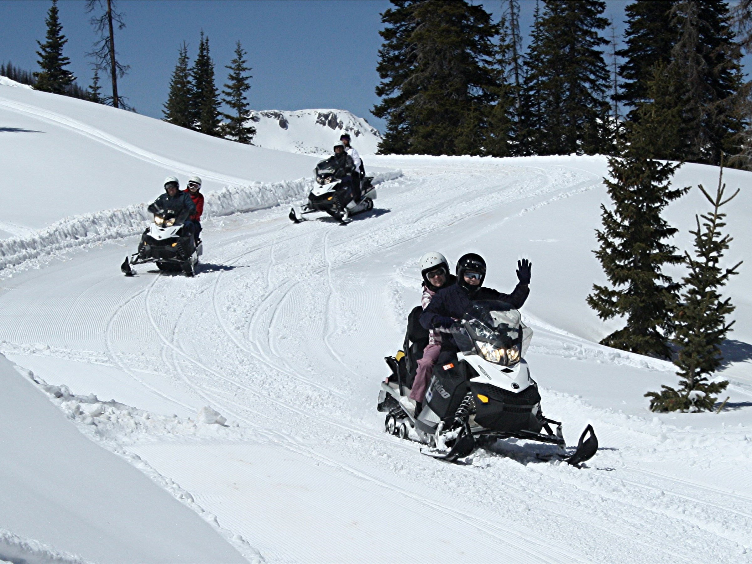 snowmobile tours massachusetts