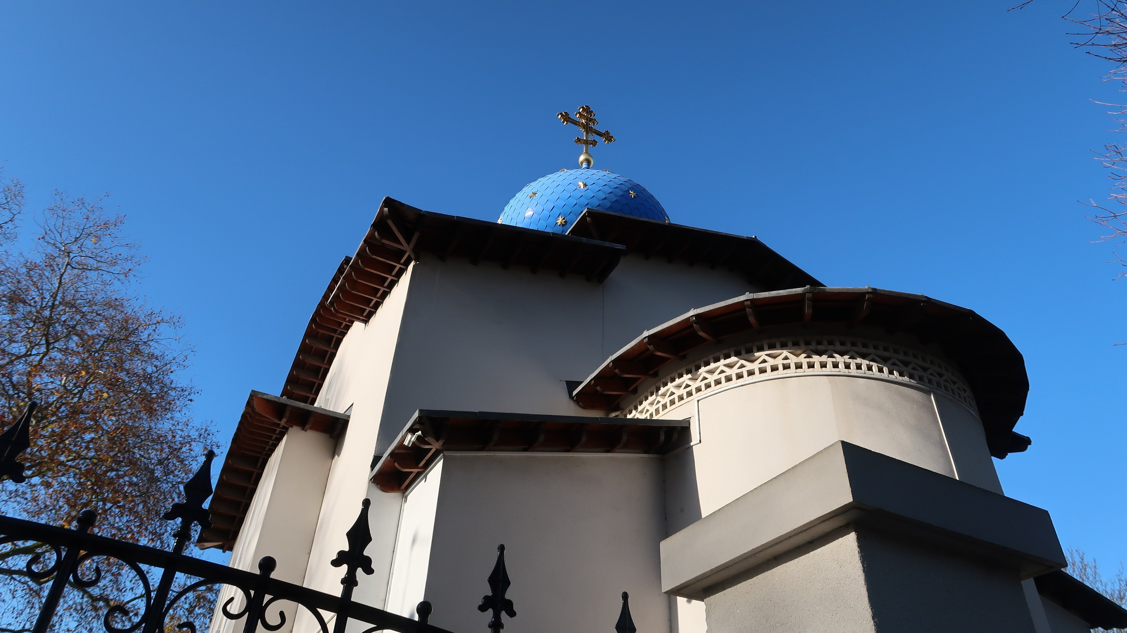 Russian Orthodox Church Outside Of Russia London Bewertungen Und Fotos   Blue Skies Blue Dome 