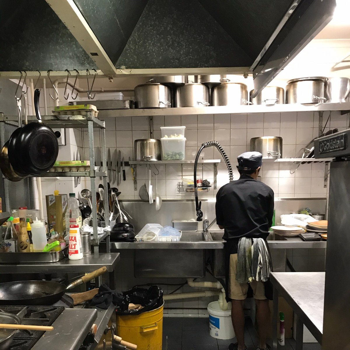 THE 10 BEST Restaurants in Fairy Meadow (Updated April 2024)