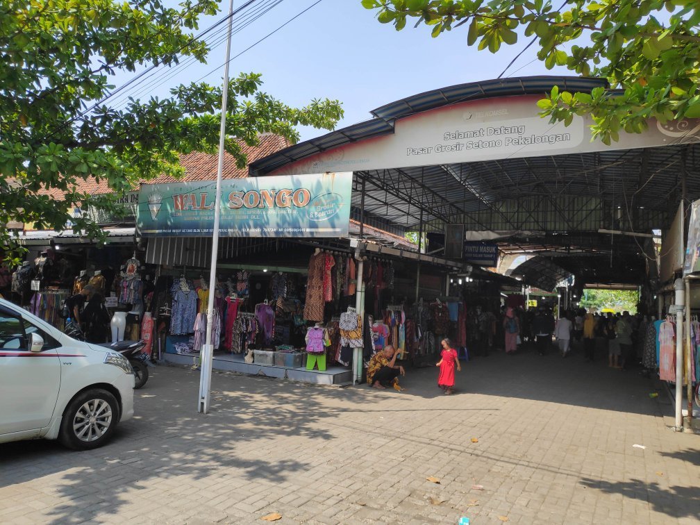 Setono Market (Pekalongan) - All You Need to Know BEFORE You Go