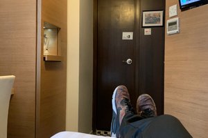 Room & Suite