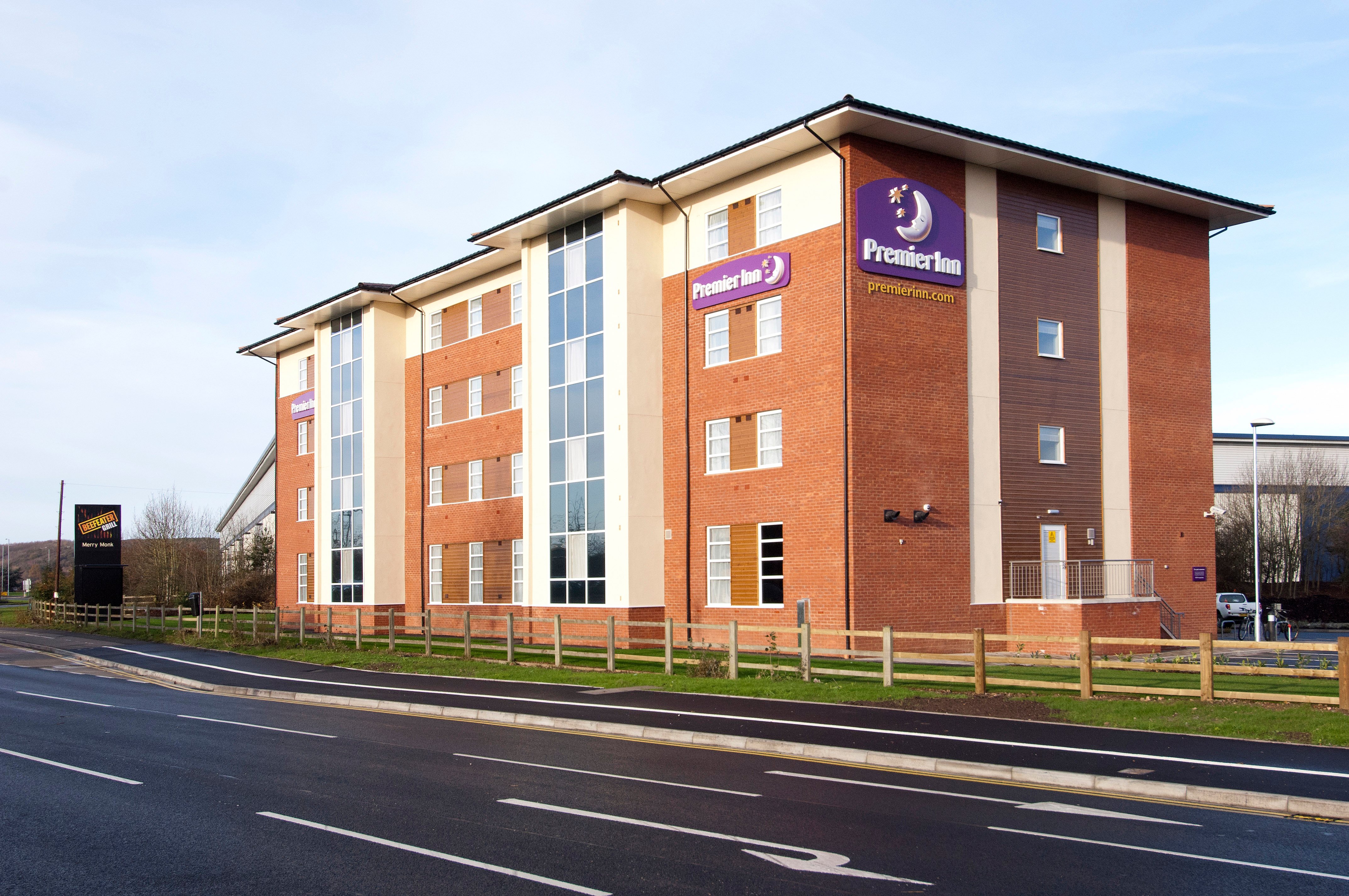 PREMIER INN BURTON ON TRENT CENTRAL HOTEL Updated