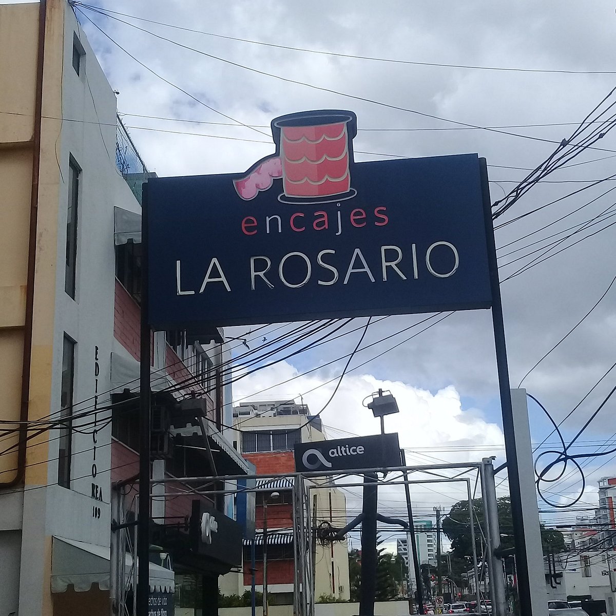 consola escarabajo espiral ENCAJES LA ROSARIO (Santo Domingo) - Qué SABER antes de ir