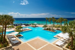 Piscine et plage