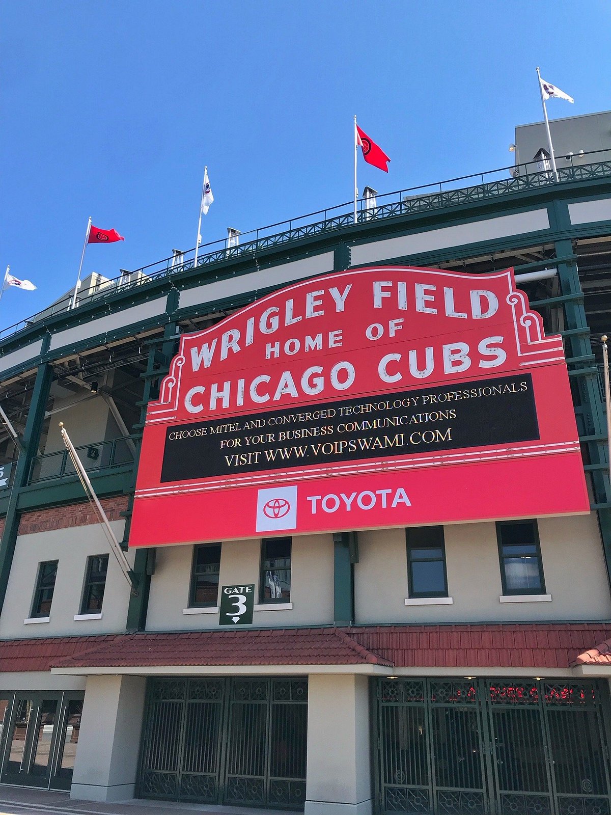 Chicago Cubs, Wrigley Field have the most expensive gameday experience