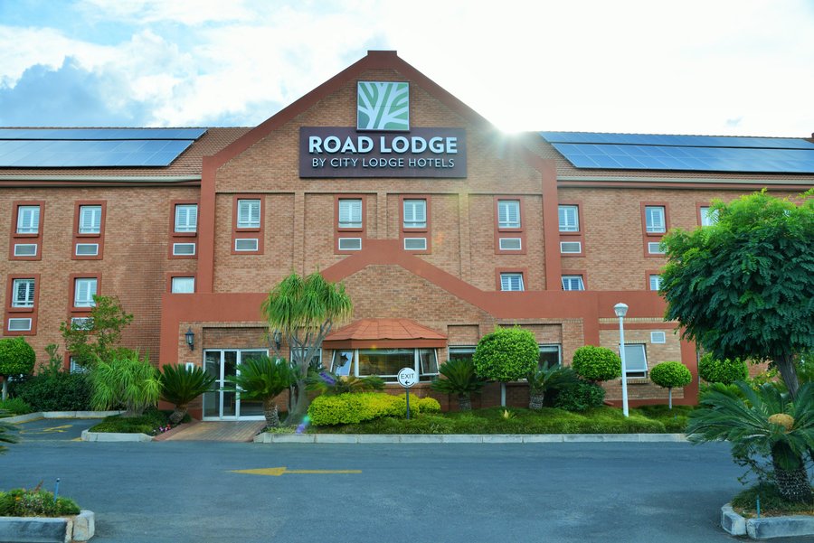 hotel road lodge