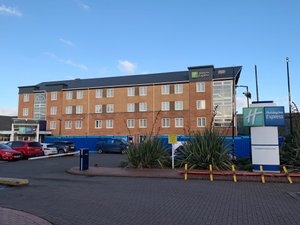 HOLIDAY INN EXPRESS CARDIFF BAY, AN IHG HOTEL - Updated 2023