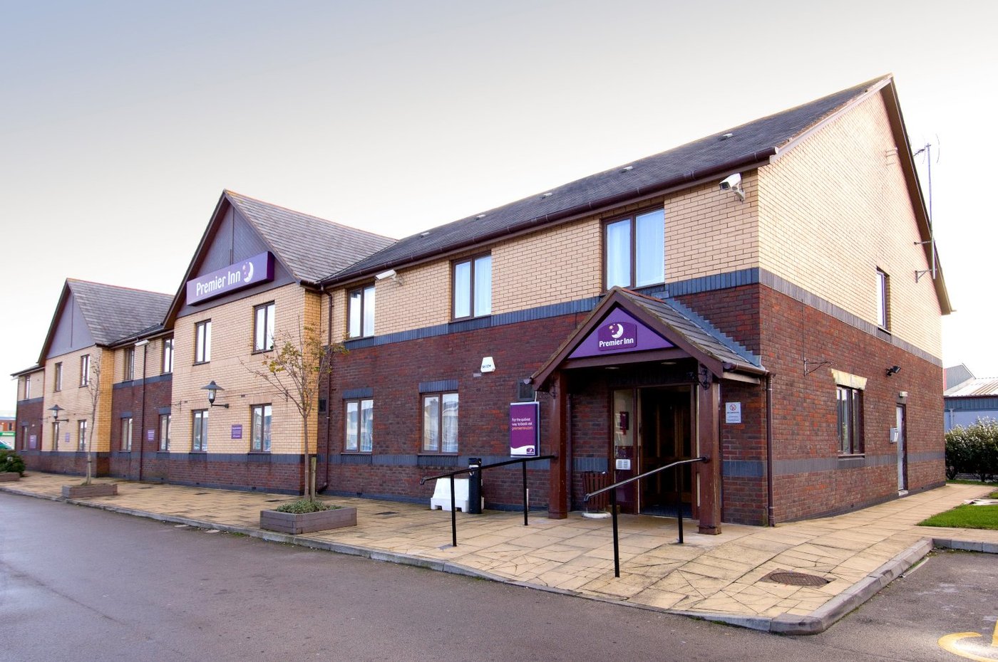 PREMIER INN BLACKPOOL AIRPORT HOTEL - Updated 2025 Prices & Reviews ...