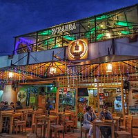 Nuestra terreza ya está abierta al público, no te pierdas la mejor vista de Paracas, te esperamos 🍻🌅