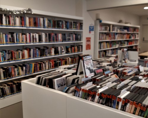 Boîte à livres - Bibliothèque André Malraux Les Lilas