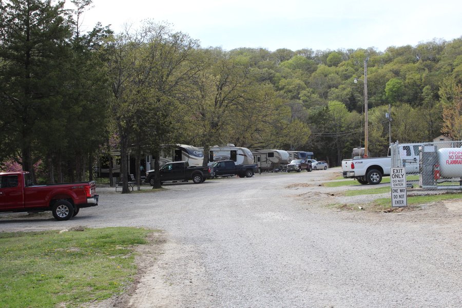 Escape To The Ozark Mountains: Missouri Ozark Country Campground, Your Gateway To Adventure