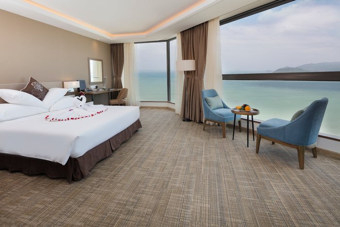 ASTERIA COMODO NHA TRANG HOTEL - Đánh giá Khách sạn & So sánh giá -  Tripadvisor