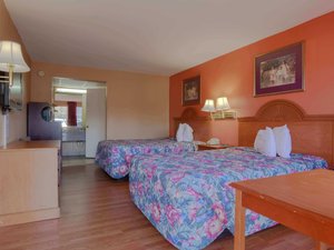 Room & Suite