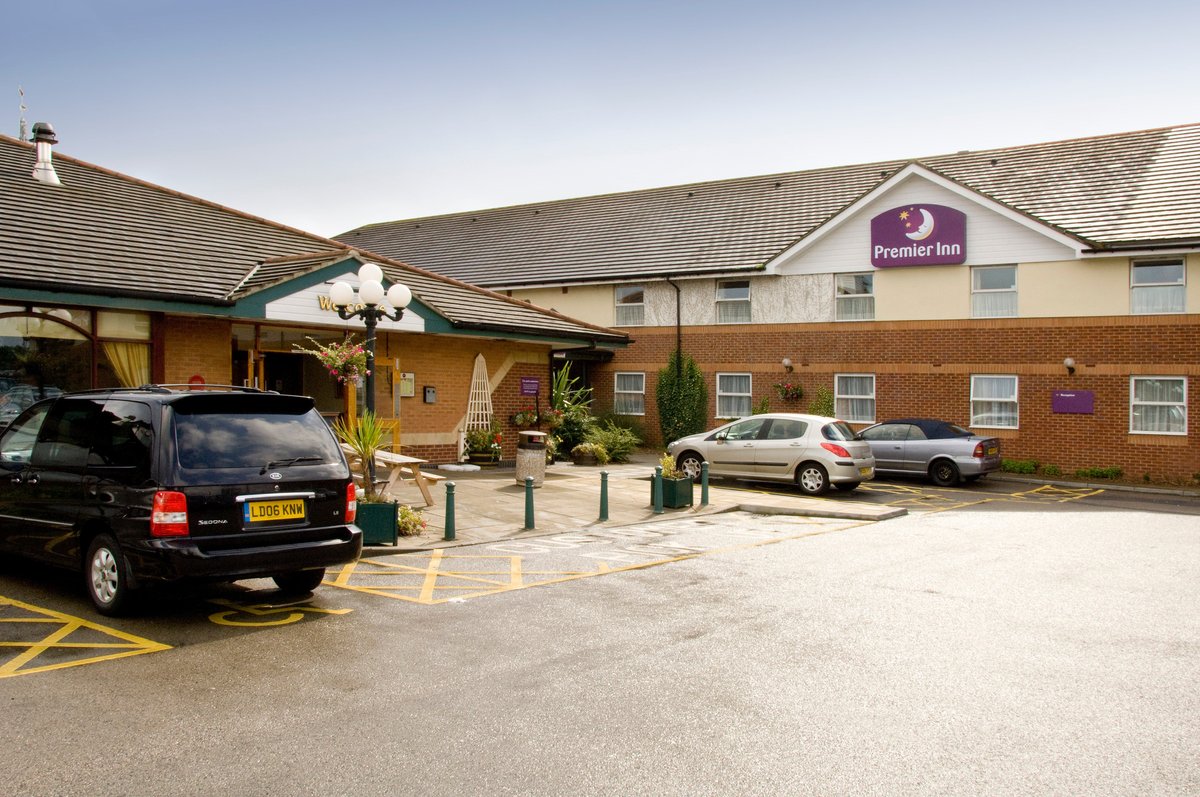 PREMIER INN STOCKTON-ON-TEES (PRESTON FARM) HOTEL - Updated 2022