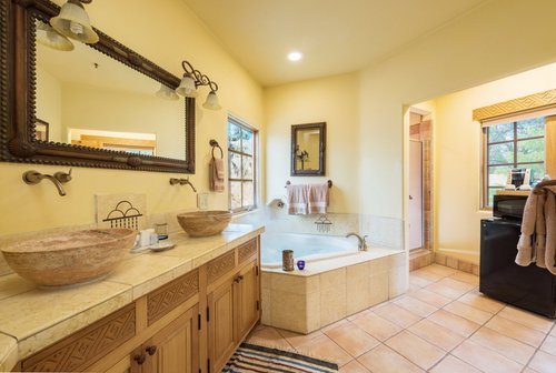 INN ON LA LOMA PLAZA - Updated 2024 Prices & B&B Reviews (Taos, NM)