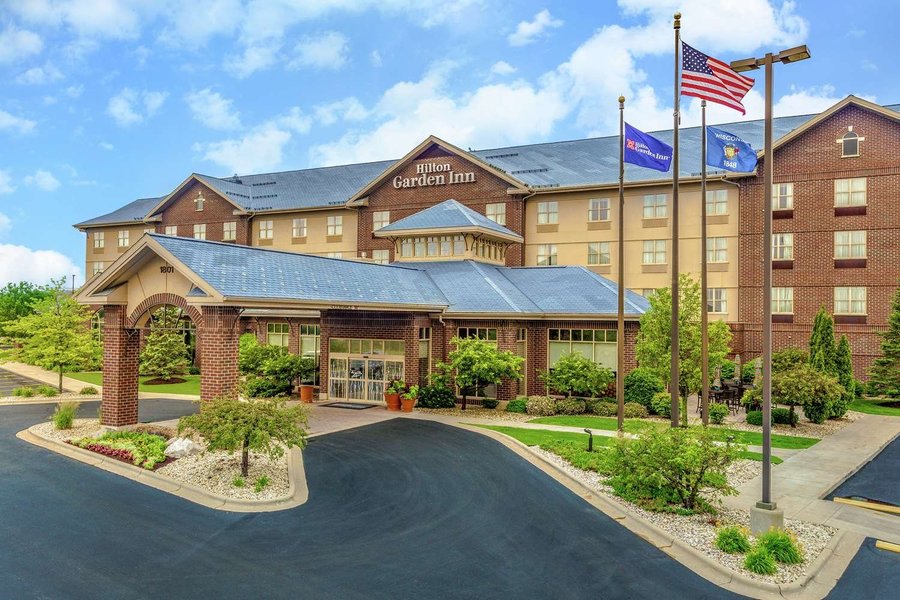 hotels in middleton wi