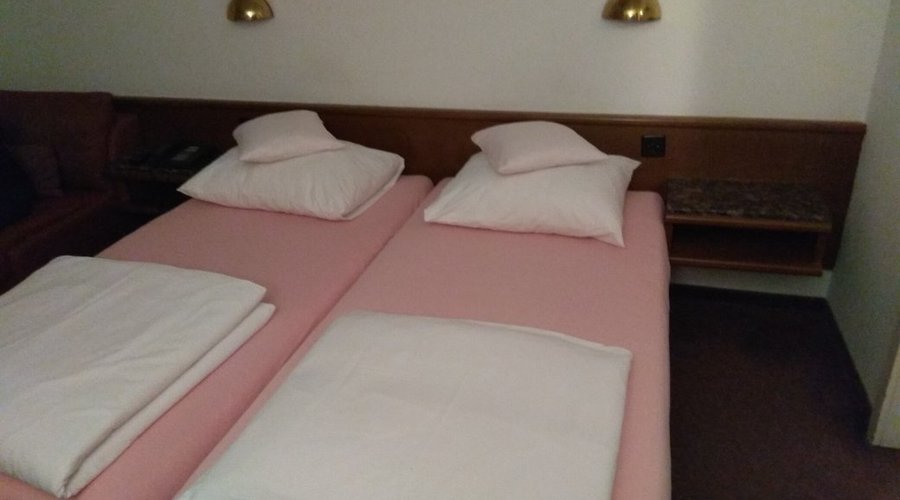 Hotel Pension Rosli