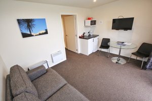 Room & Suite