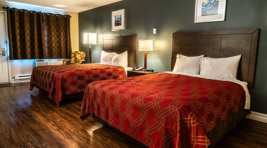 Two Queens Guest Room