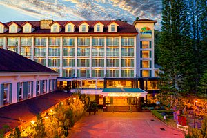 Century Pines Resort Cameron Highland in Tanah Rata, image may contain: Hotel, Resort, City, Inn
