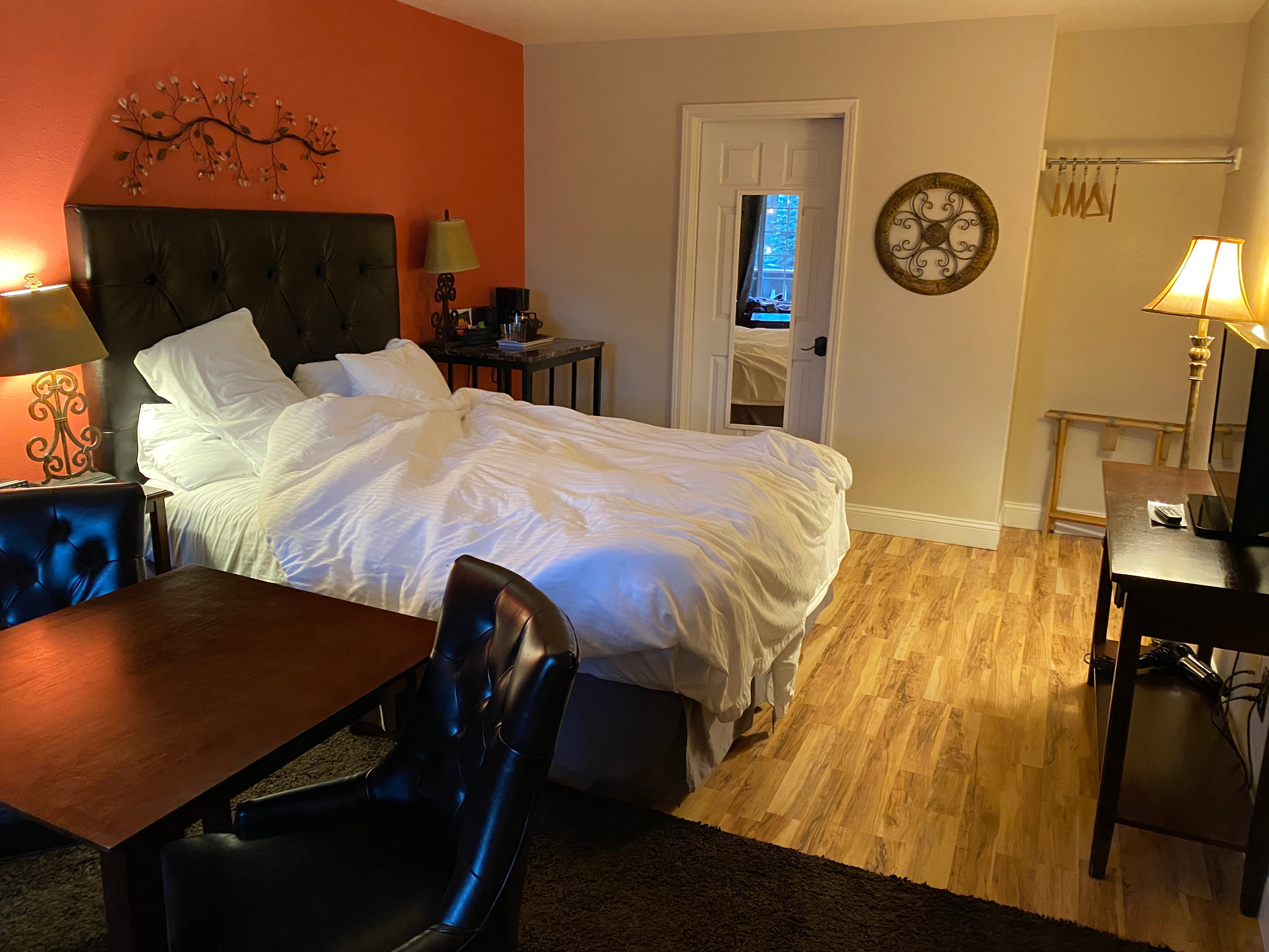 LEAVENWORTH VILLAGE INN $169 ($̶2̶0̶9̶) - Prices & Reviews - WA