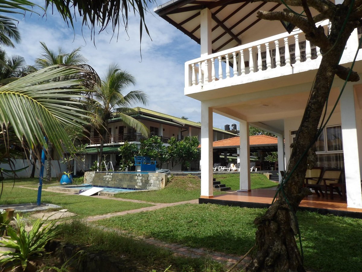 Pearl Island Beach Hotel Restaurant: Pictures & Reviews - Tripadvisor