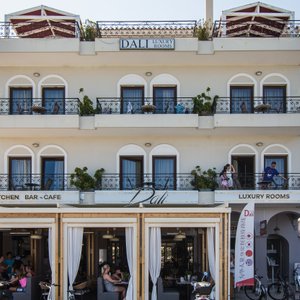 DALI HOTEL AND RESTAURANT 