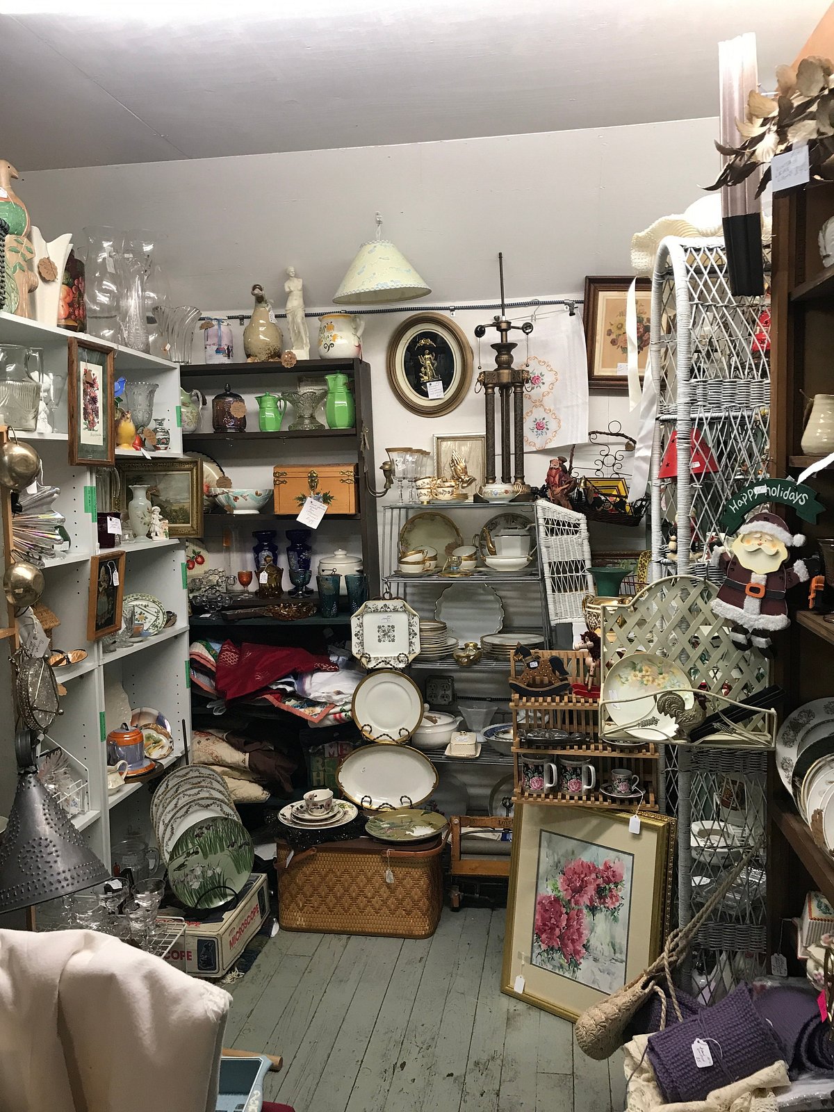 Stumps Old Town Antiques (McGaheysville) - All You Need to Know BEFORE ...