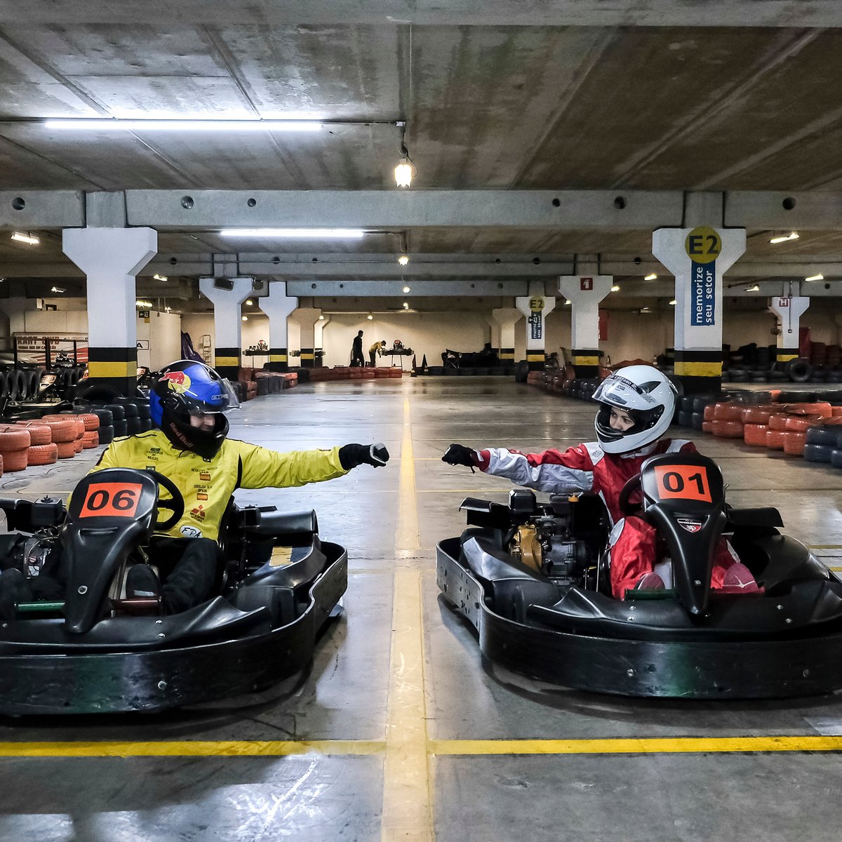 Simulador de corrida – Foto de Fast Lap Kart Indoor, Curitiba - Tripadvisor