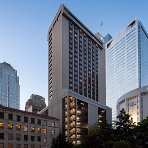 Hilton Seattle - In the Heart of the Emerald City