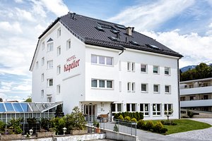 Hotel Kapeller Innsbruck in Innsbruck, image may contain: Hotel, Resort, Office Building, Condo