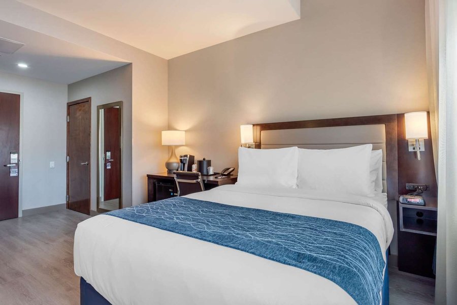 COMFORT INN PROSPECT PARK - BROOKLYN $97 ($̶1̶2̶9̶) - Prices & Hotel ...