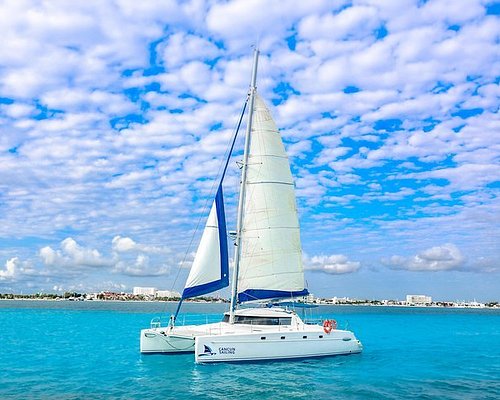 cancun sailing catamarans photos