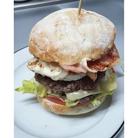 Hamburguesa berezi con doble de carne