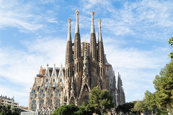 2024 Sagrada Familia Premium Guided Tour