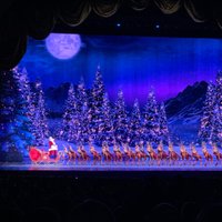 2024 (New York City) Christmas Spectacular Starring the Radio City ...