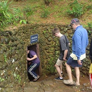 Tunnel effondré vers le château - Picture of Collégiale Saint-Martin de  Picquigny - Tripadvisor