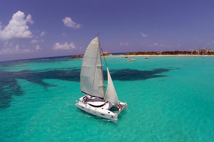 2023 Isla Mujeres All-Inclusive Catamaran Tour from Playa del Carmen