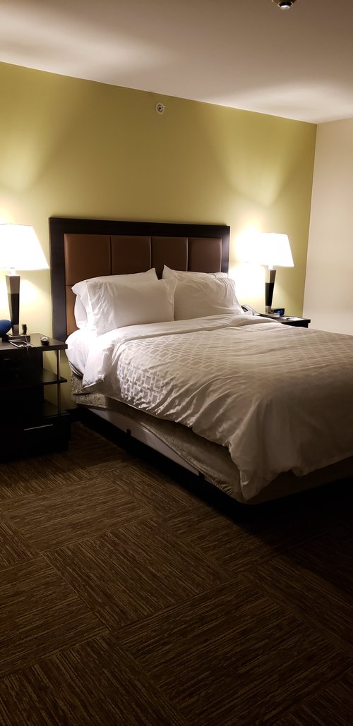 CANDLEWOOD SUITES CHESTER - PHILADELPHIA, AN IHG HOTEL $89 ($̶1̶2̶4̶