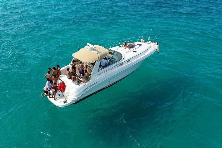 private boat cancun to isla mujeres